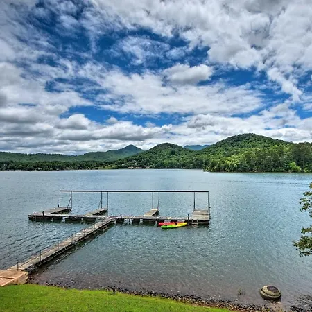 Townhome With Fire Pit And Boat Dock Pets Welcome!